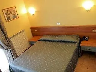 Hotel Atena Milano 2*,  İtalya